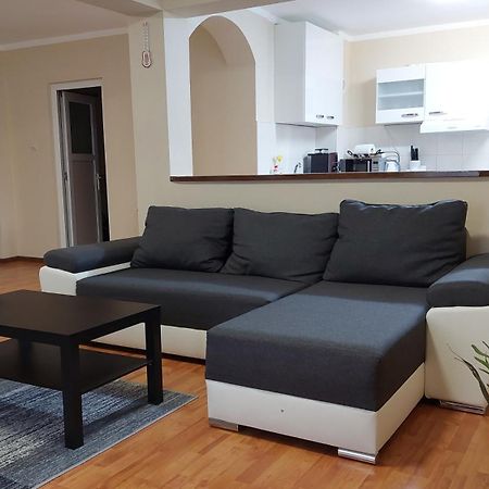 Casa Mario Apartment Oradea Exterior photo