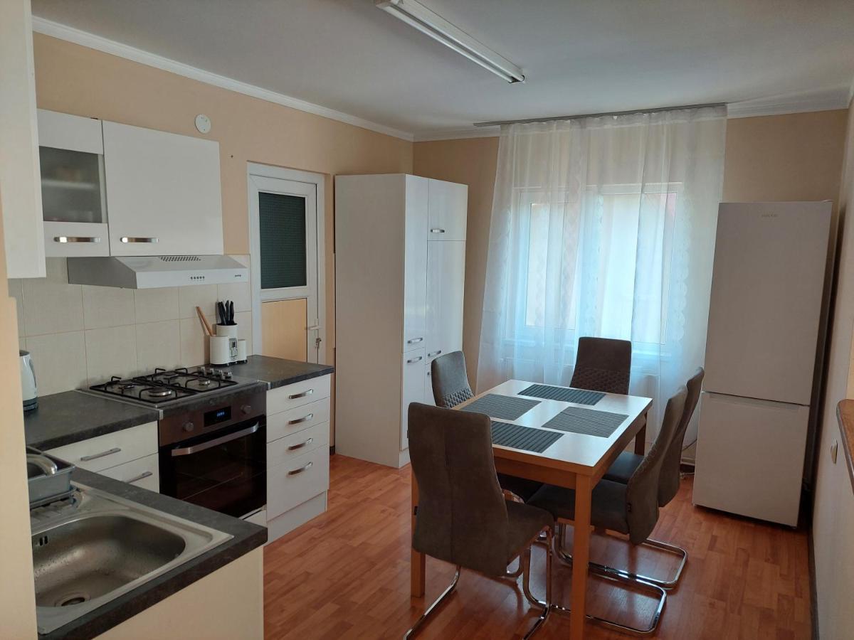 Casa Mario Apartment Oradea Exterior photo